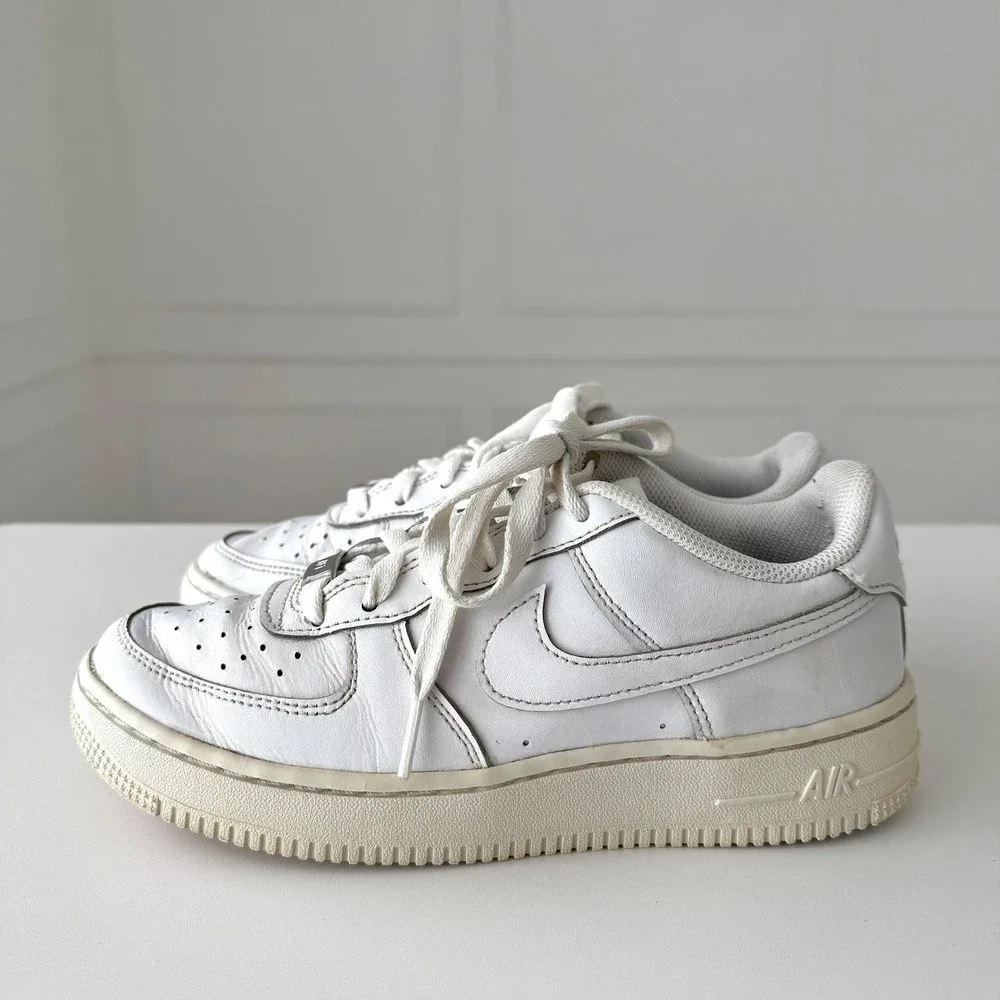 Nike Air Force 1 Low Kids White Leather Sneakers Shoes Size‎ 5.5 Youth